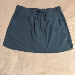 Apana XL Charcoal Gray Skort